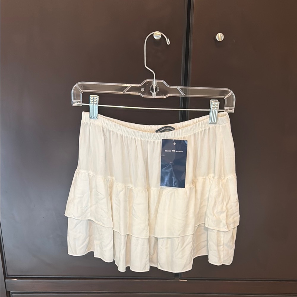 Brandy Melville white Ruffled Skirt